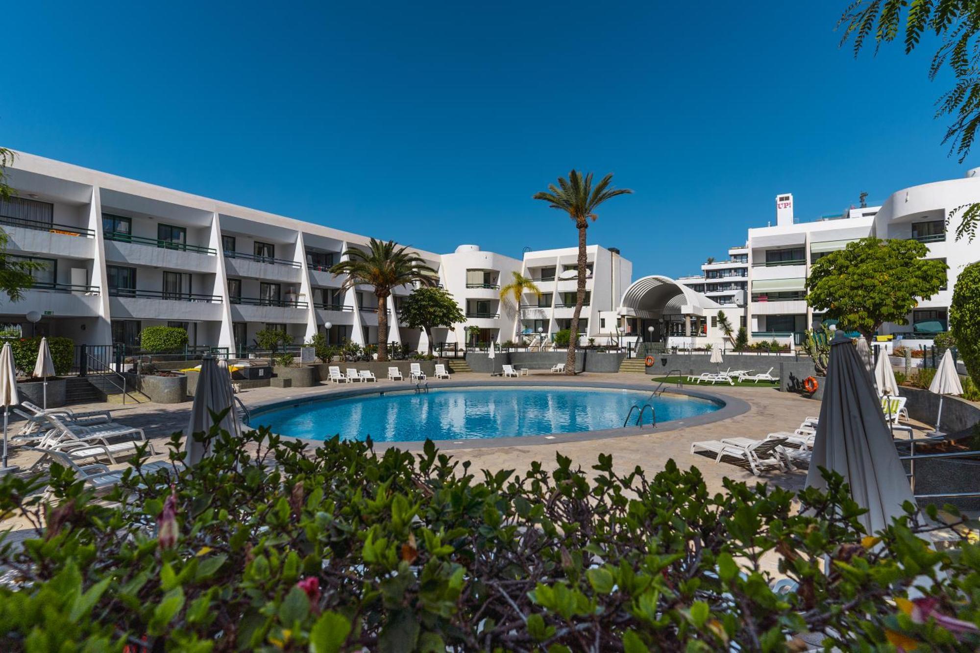 Go2Tenerife Apart Sira Family, Pool & Beach Playa de las Americas  Exteriör bild